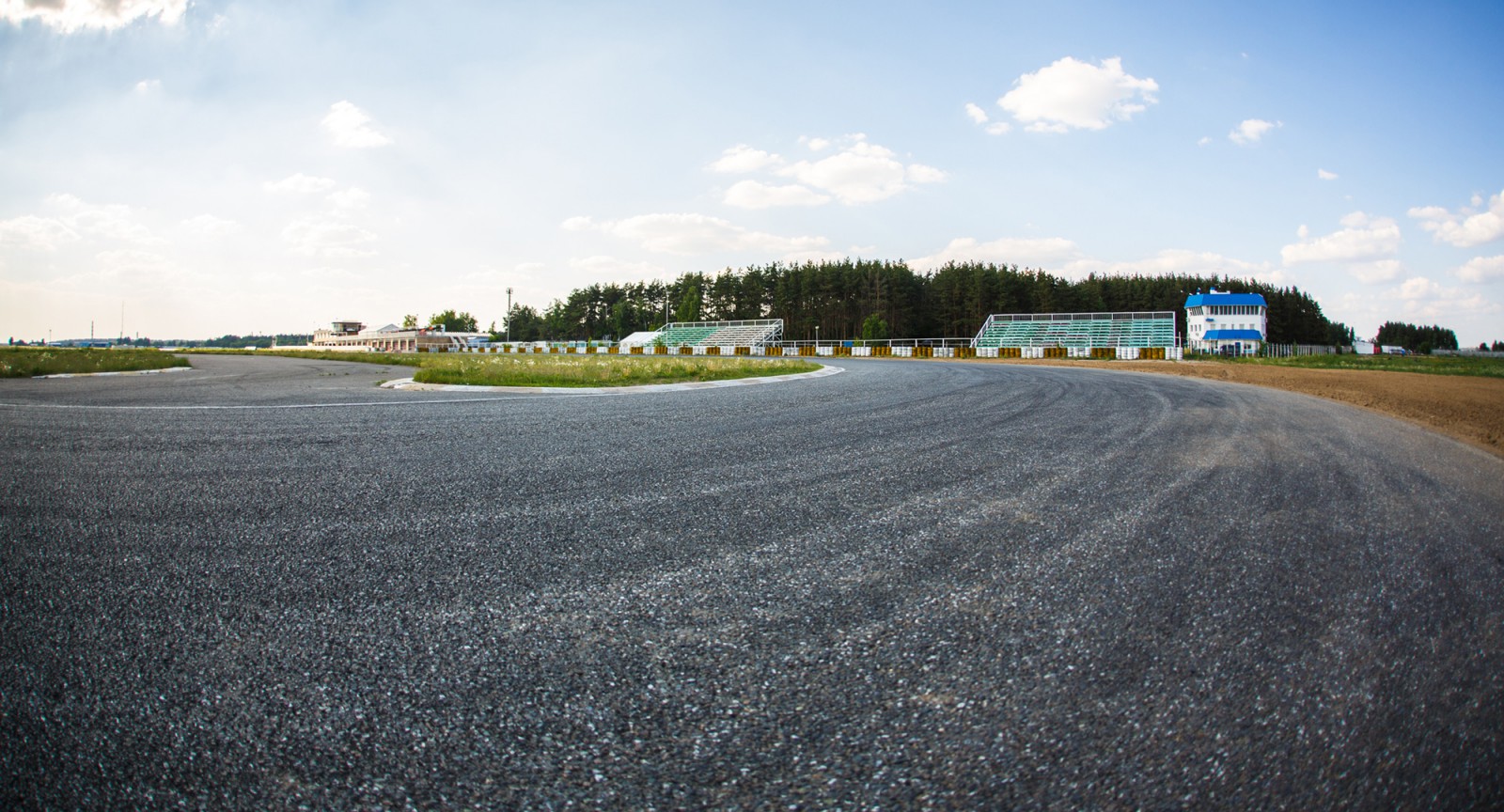 ADM Raceway Мячково MaxPowerCars