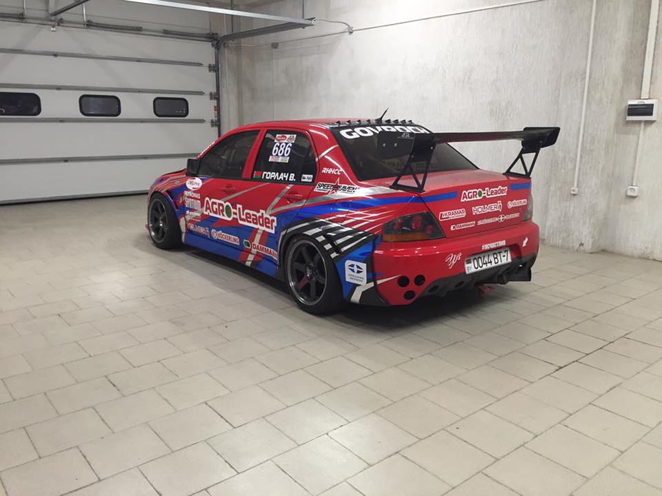 Mitsubishi Lancer Evolution IX